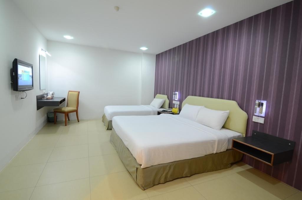 Hotel Avenue Kuantan Esterno foto